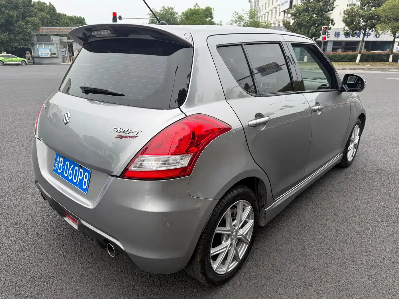 Suzuki Swift Sport 2014 1.6L CVT 2WD Luxury Edition фото 7