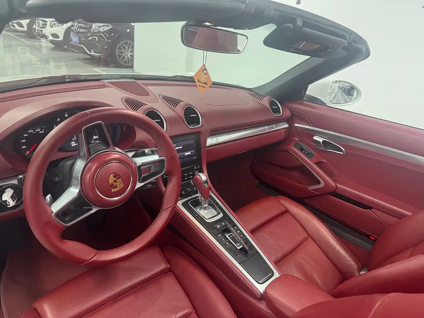 Porsche 718 2018 Boxster 2.0T фото 4