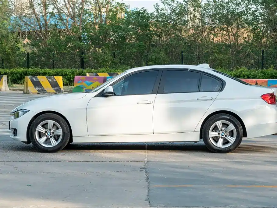 BMW 3 Series 2014 320i Fashion фото 2