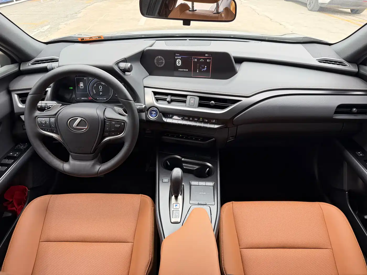 Lexus UX Electric 2020 300e Pure Yue Edition фото 8