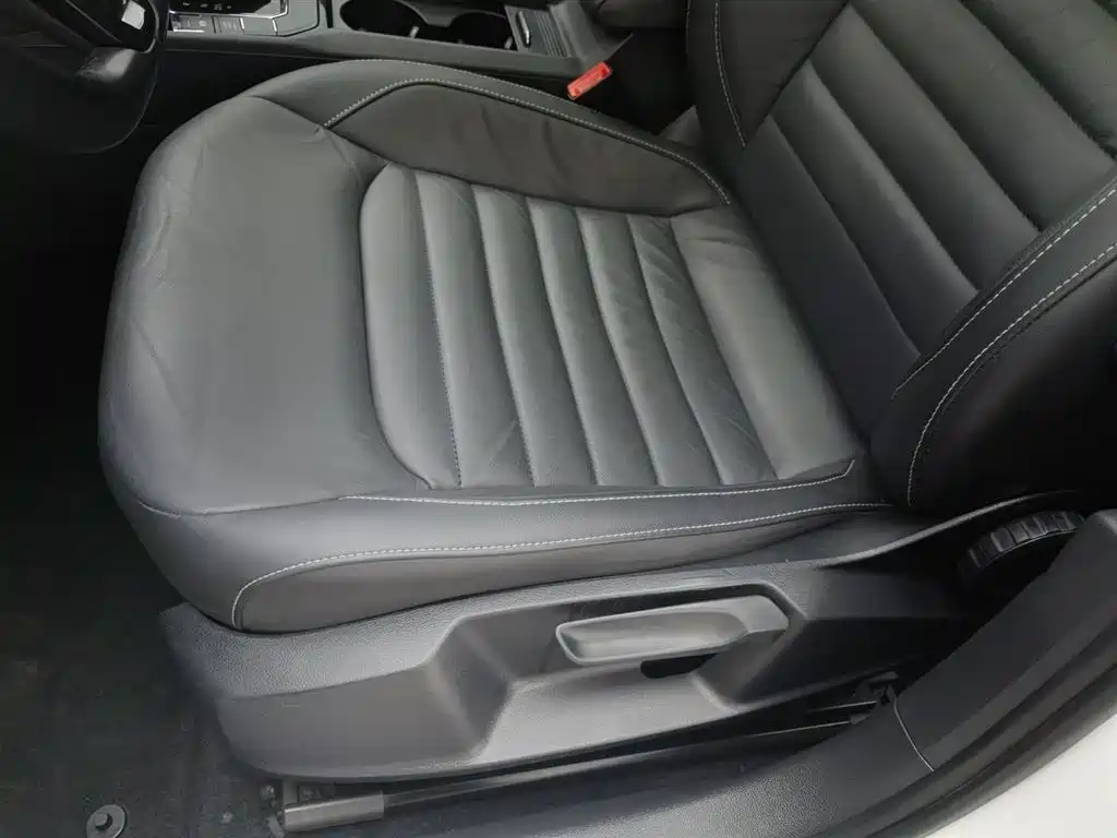 Volkswagen Lamando 2018 280TSI DSG Comfort Edition фото 20