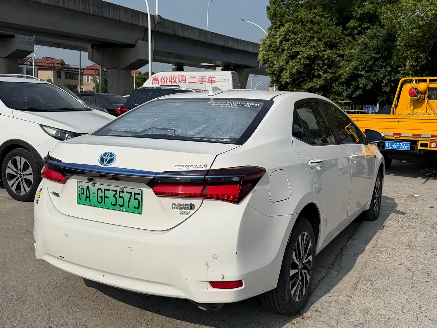 Toyota Corolla 2021 Hybrid 1.8L E-CVT Elite Edition фото 3