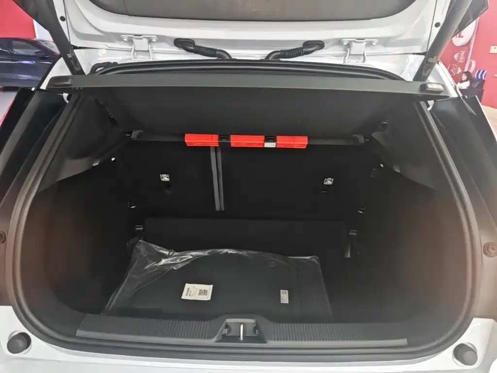 صورة 19 - Volvo EX30
