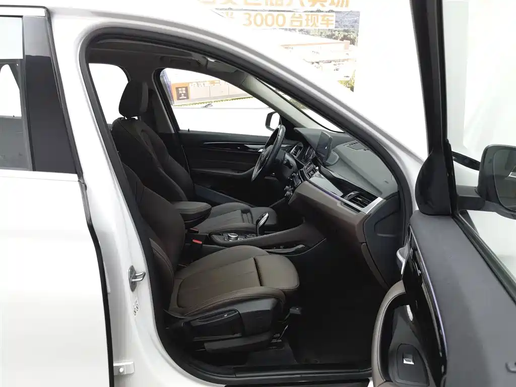 BMW X1 2021 sDrive20Li Exclusive фото 23