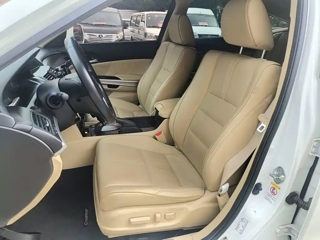 Honda Crosstour 2015 2012 2.4L Luxury Edition