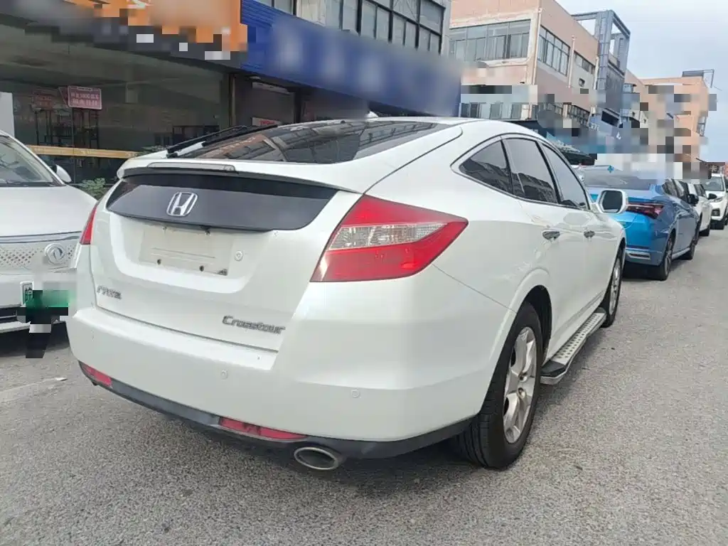 Honda Crosstour 2015 2012 2.4L Luxury Edition