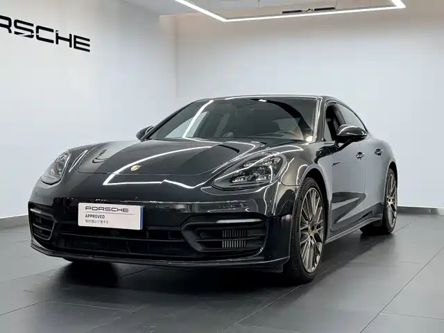 Porsche Panamera 2024