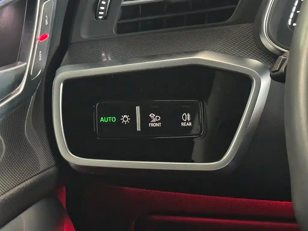 Audi A6L 2025 45 TFSI Premium Sport фото 23