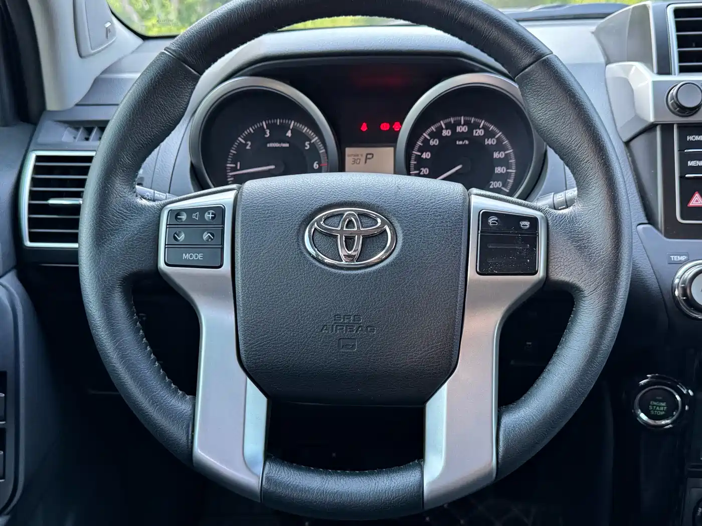 Toyota Prado 2016 2.7L Auto Luxury Edition фото 16