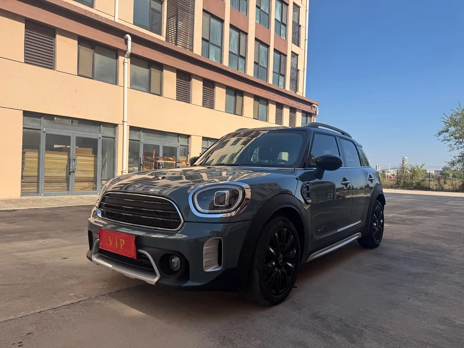 صورة 1 - MINI COUNTRYMAN