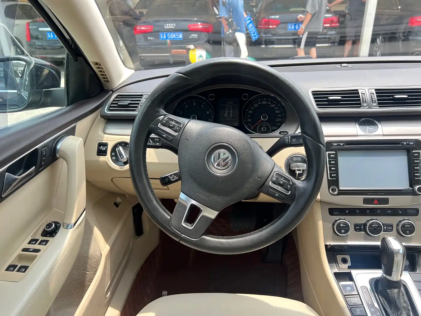 Volkswagen Magotan 2012 1.8TSI Luxury фото 16