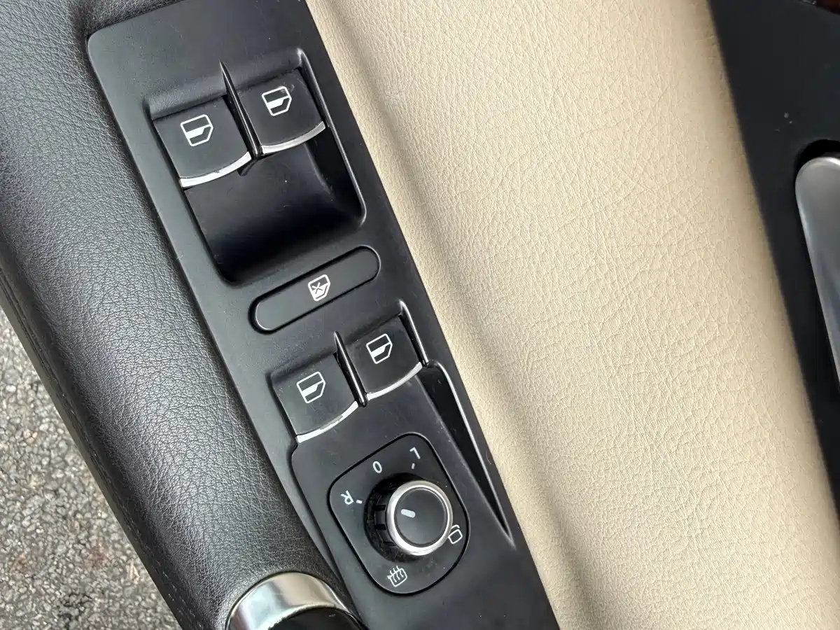 Volkswagen Magotan 2012 3.0FSI Flagship фото 19