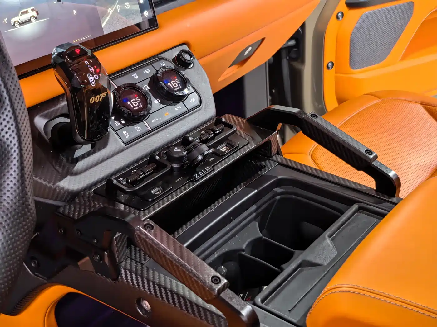 Land Rover Defender 2022 Model 90 3.0T P400 XS фото 10