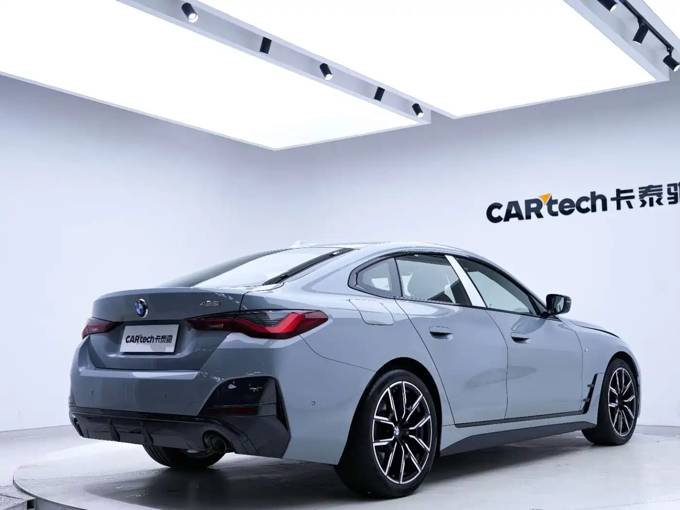 BMW 4 Series 2023 425i Gran Coupe M Sport Shadowline Package фото 12
