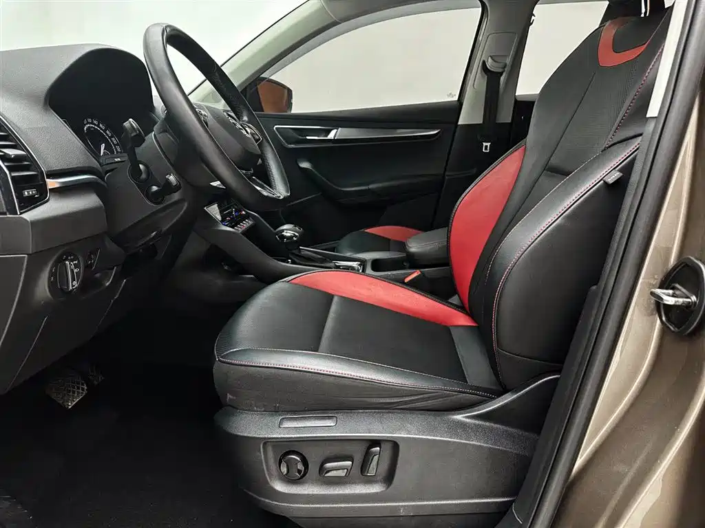 Škoda Karoq 2022 TSI280 Premium фото 19