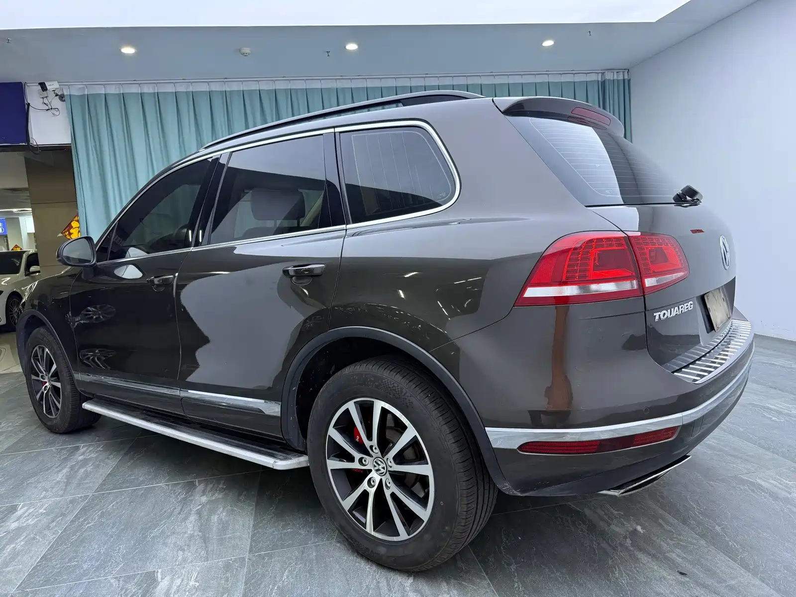 Фото 11 - Volkswagen Touareg