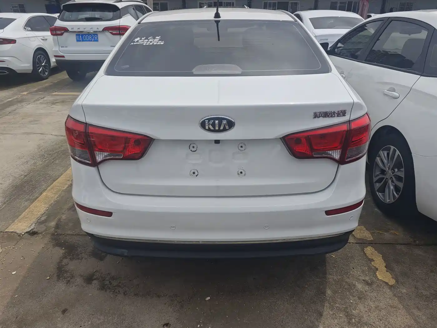 Kia K2 2017 2017 Sedan 1.4L AT GLS