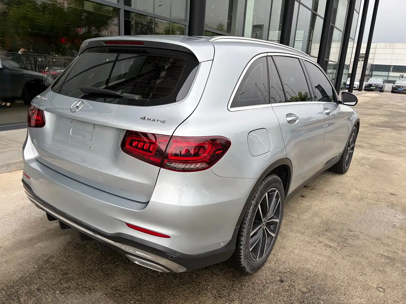 Mercedes-Benz GLC 2020 Facelift GLC 260 L 4MATIC Luxury фото 6
