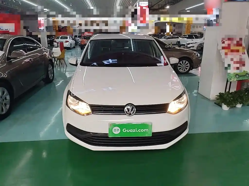 Volkswagen Polo 2016 1.4L Automatic Trend фото 3