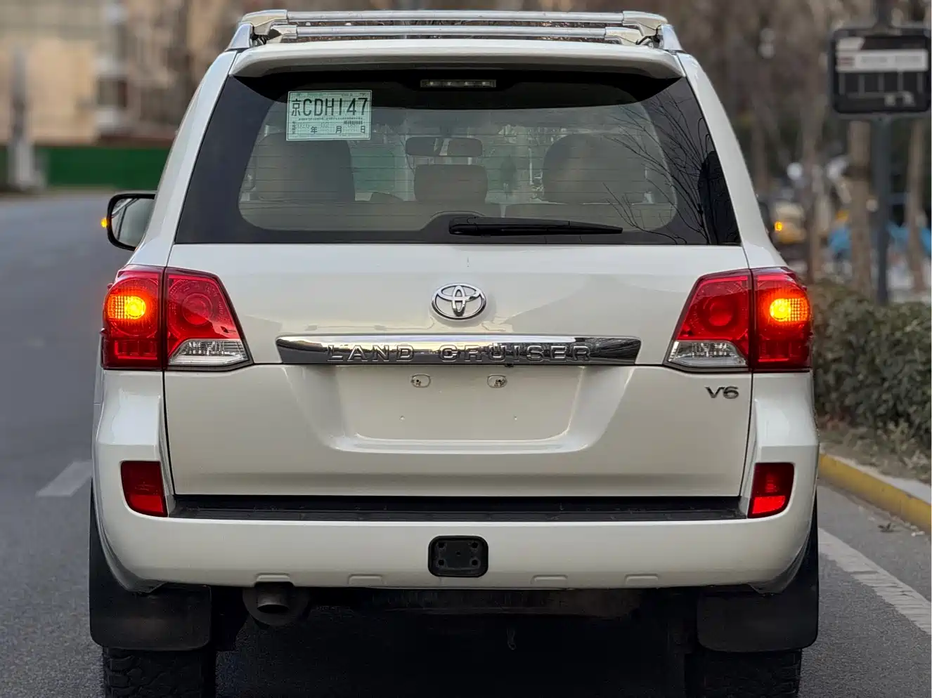 Toyota Land Cruiser (Import) 2015 4.0L V6 Middle East Low Configuration Edition фото 5