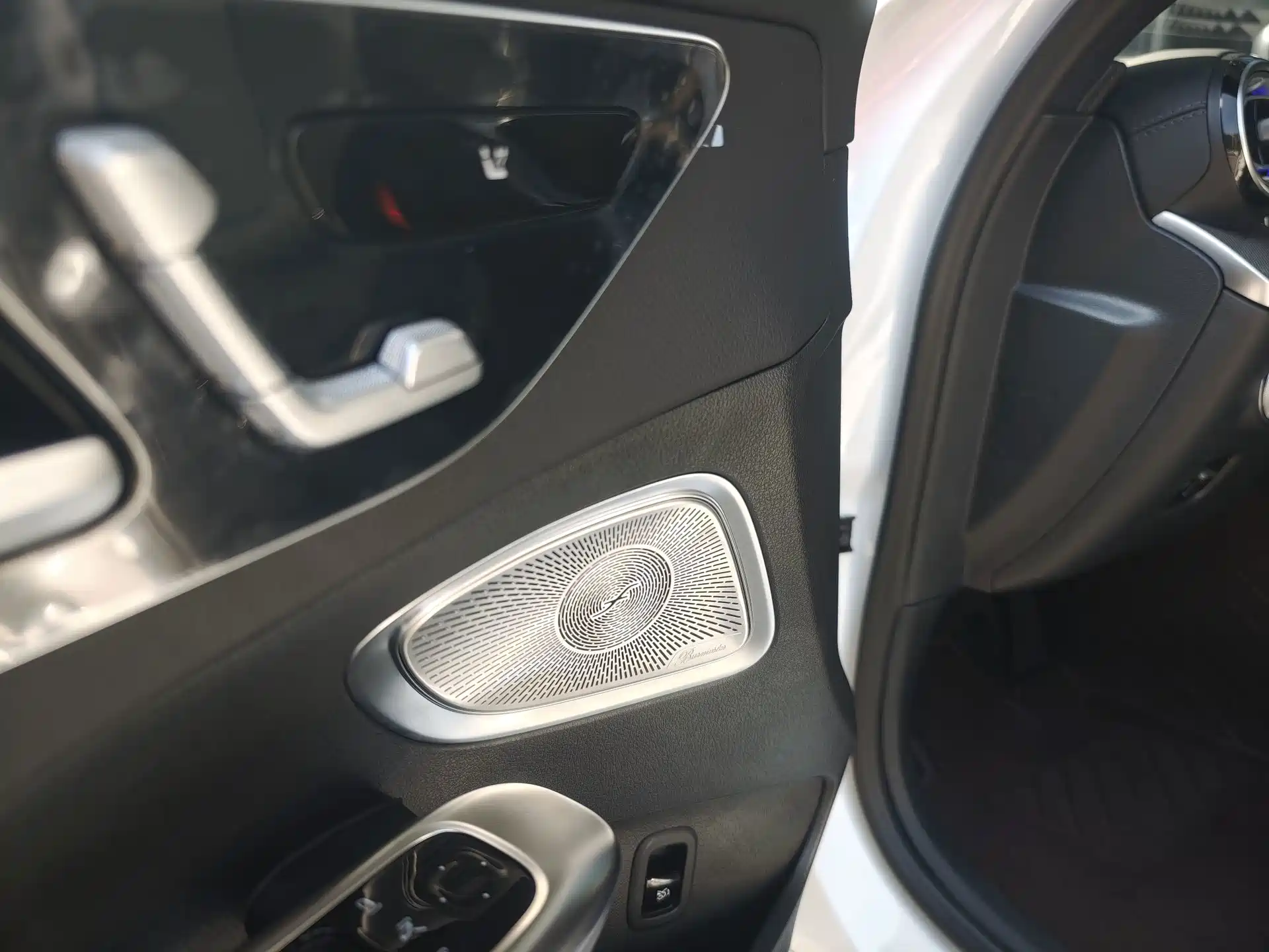 Фото 6 - Mercedes-Benz C-Class