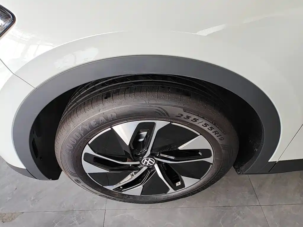 Volkswagen ID.4 CROZZ 2026 2025 Pure Enjoyment Edition