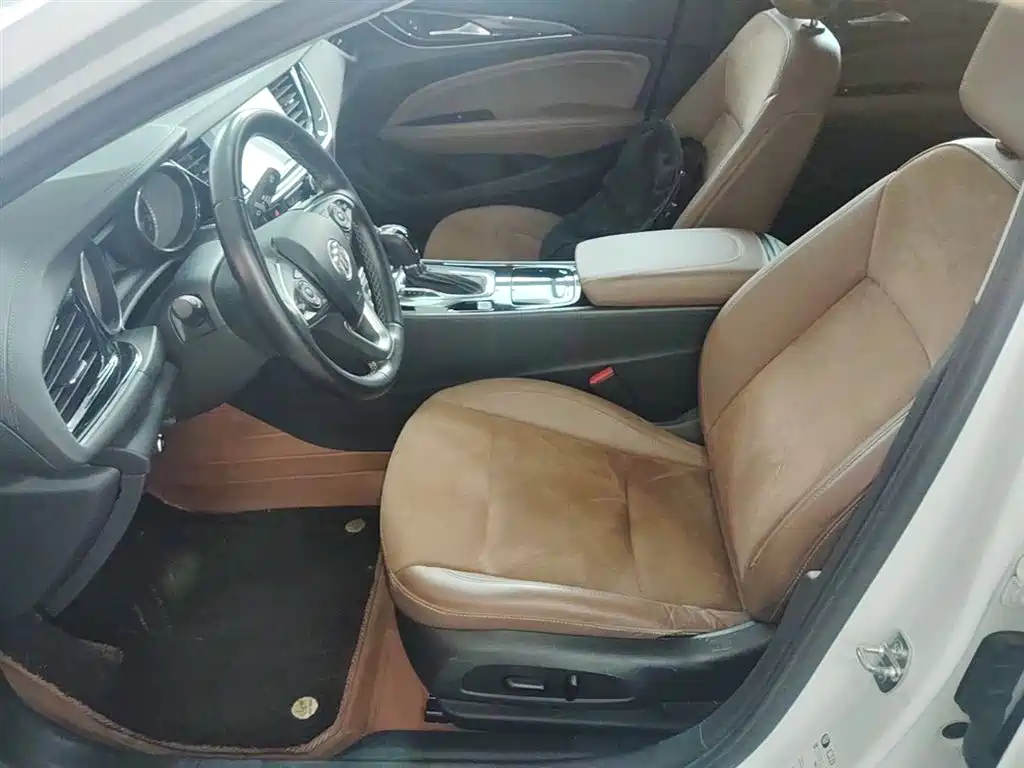 Buick Regal 2019 20T Elite China VI фото 15