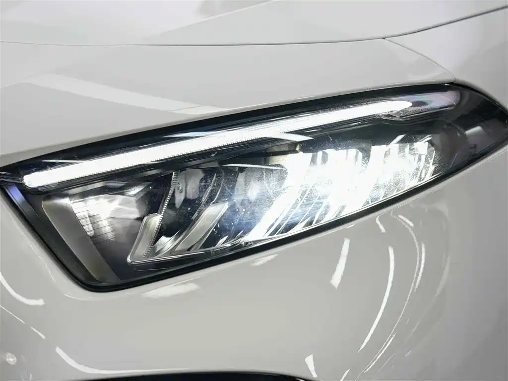 Mercedes-Benz A-Class 2025 Facelift A 200 L Fashion Edition фото 12