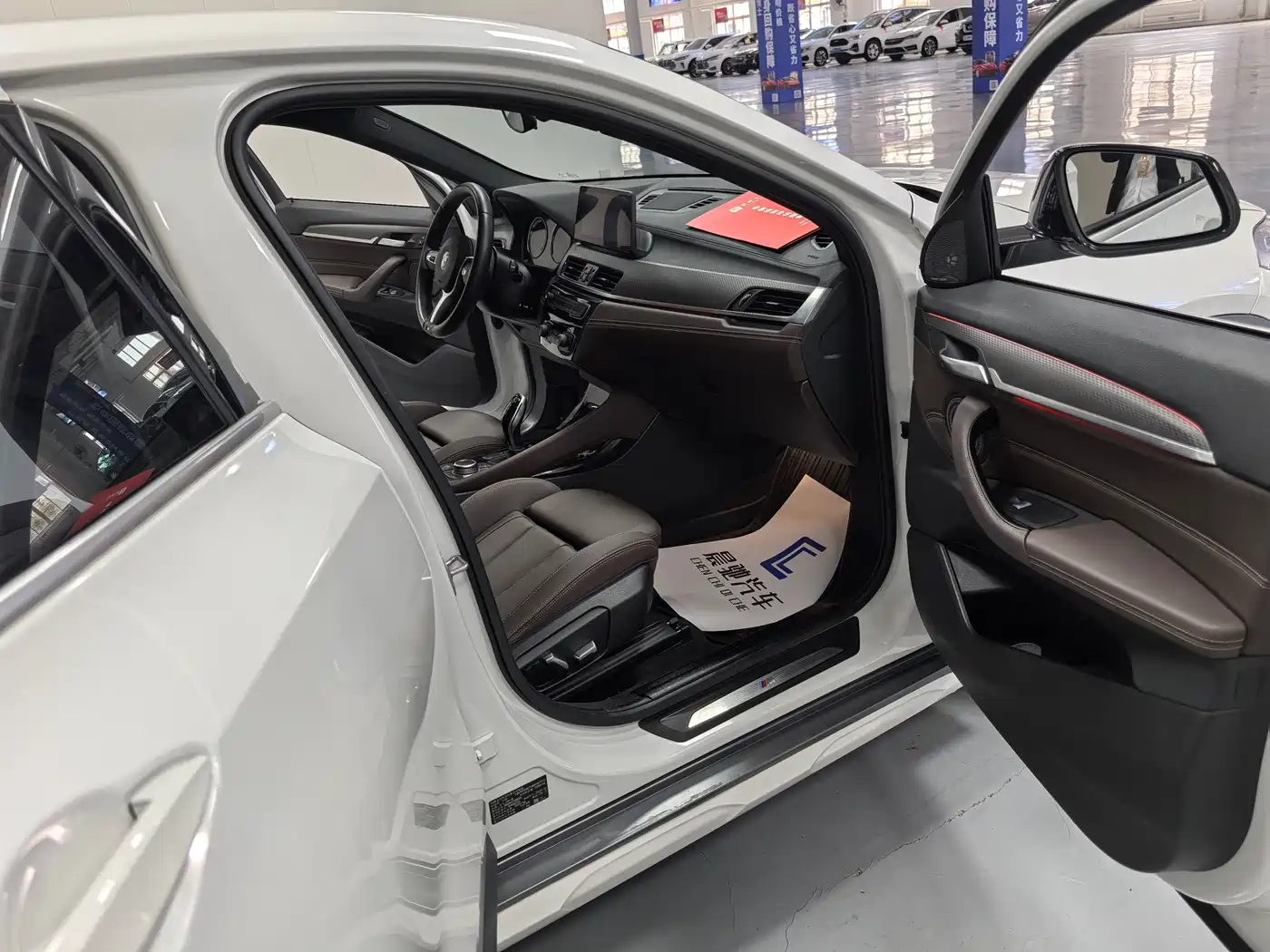 BMW X2 2021 sDrive25i Exclusive M Off-Road Package фото 13