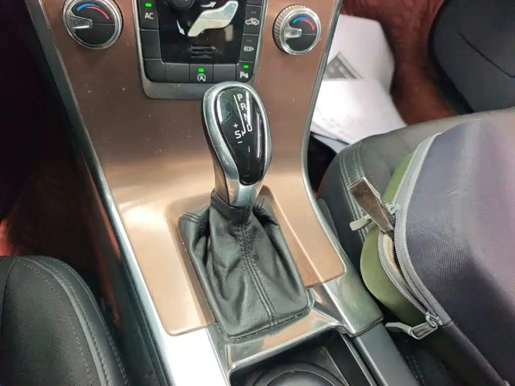 Фото 14 - Volvo XC60