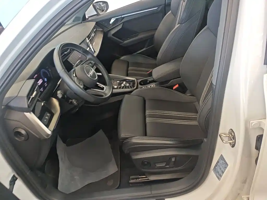 Audi A3 2025 2024 Model A3L Limousine 35 TFSI Fashion Sport