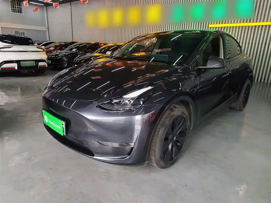 Tesla Model Y 2024 Long Range AWD