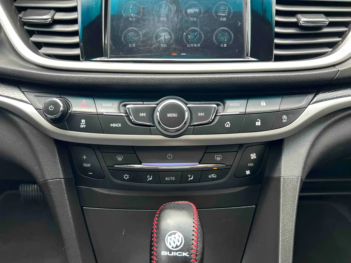 Buick Excelle 2019 18T Auto Connected Elite China VI фото 18