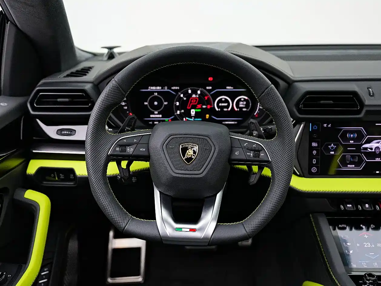 Lamborghini Urus SE 2025 4.0T Standard Edition фото 17