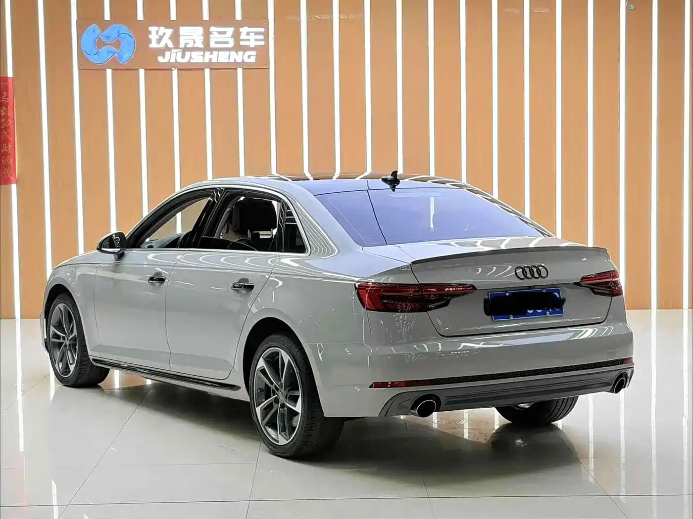 Audi A4L 2017 Model 45 TFSI quattro Sport Version фото 6