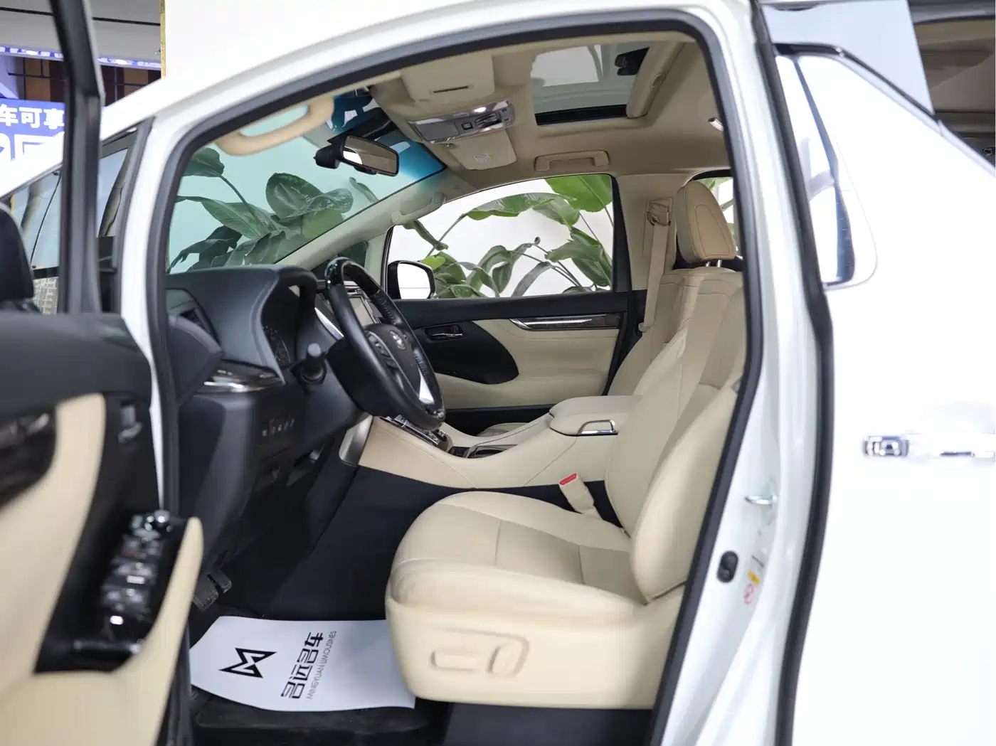 Toyota Alphard 2018 Facelift 3.5L Premium Edition фото 7