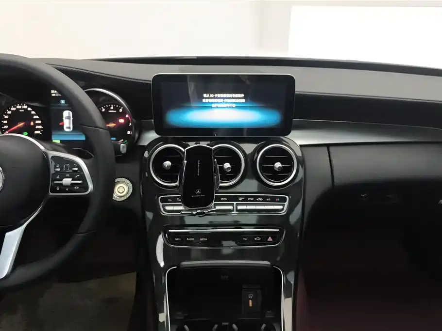 Mercedes-Benz C-Class 2019 C 260 L Sport фото 13