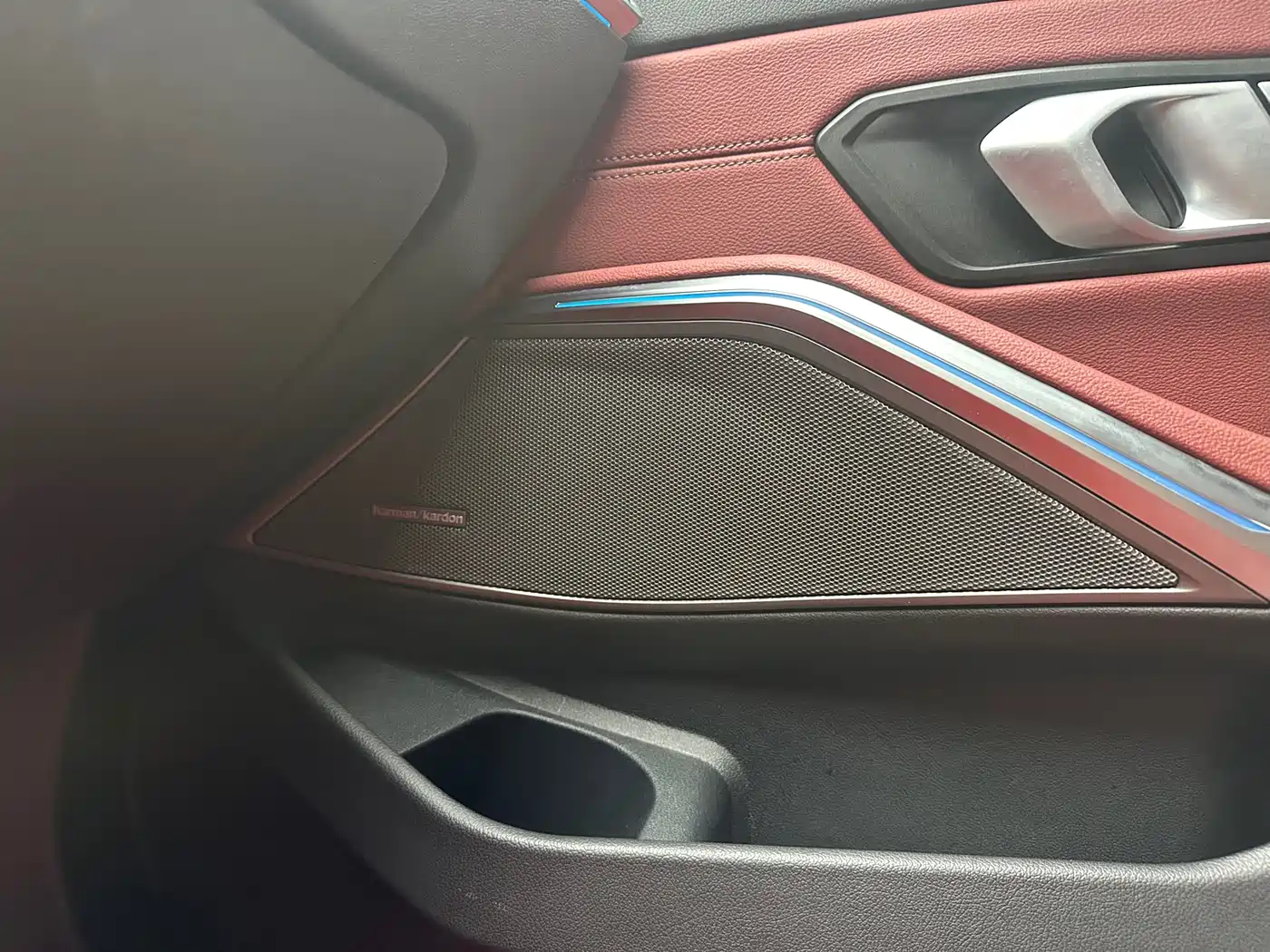 BMW 3 Series 2024 325i M Sport Shadowline Package фото 11