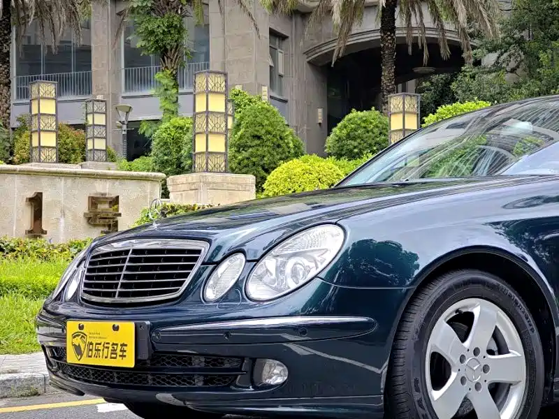 Mercedes-Benz E-Class (Import) 2004 E 240 фото 3