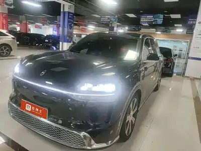 AITO M9