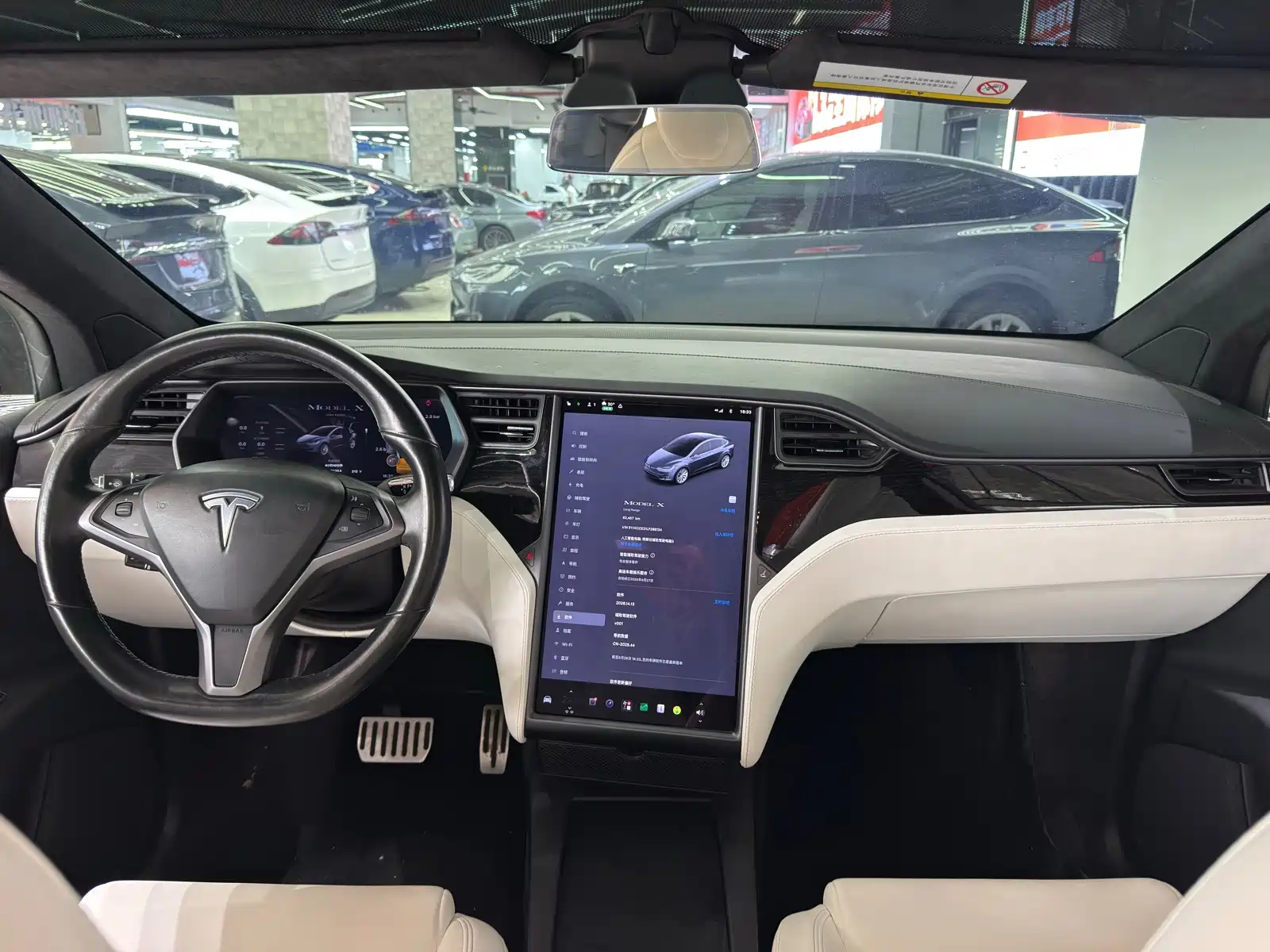 Фото 12 - Tesla Model X