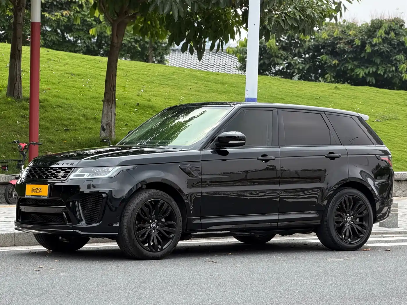 Фото 1 - Land Rover Range Rover Sport