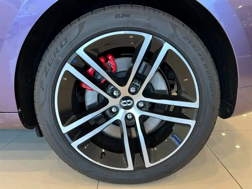 AITO Wenjie AITO M5 2025 Extended Range Ultra AWD фото 14