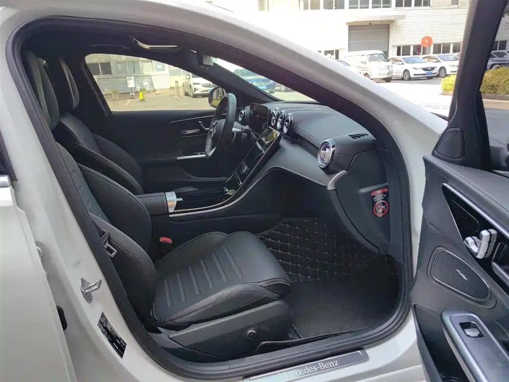 Mercedes-Benz C-Class 2024 C 260 L Sport фото 13