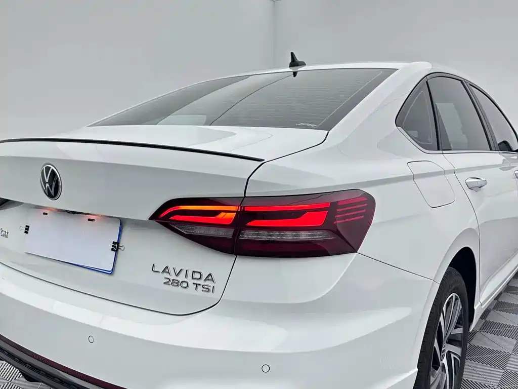 Volkswagen Lavida, миниатюра 9