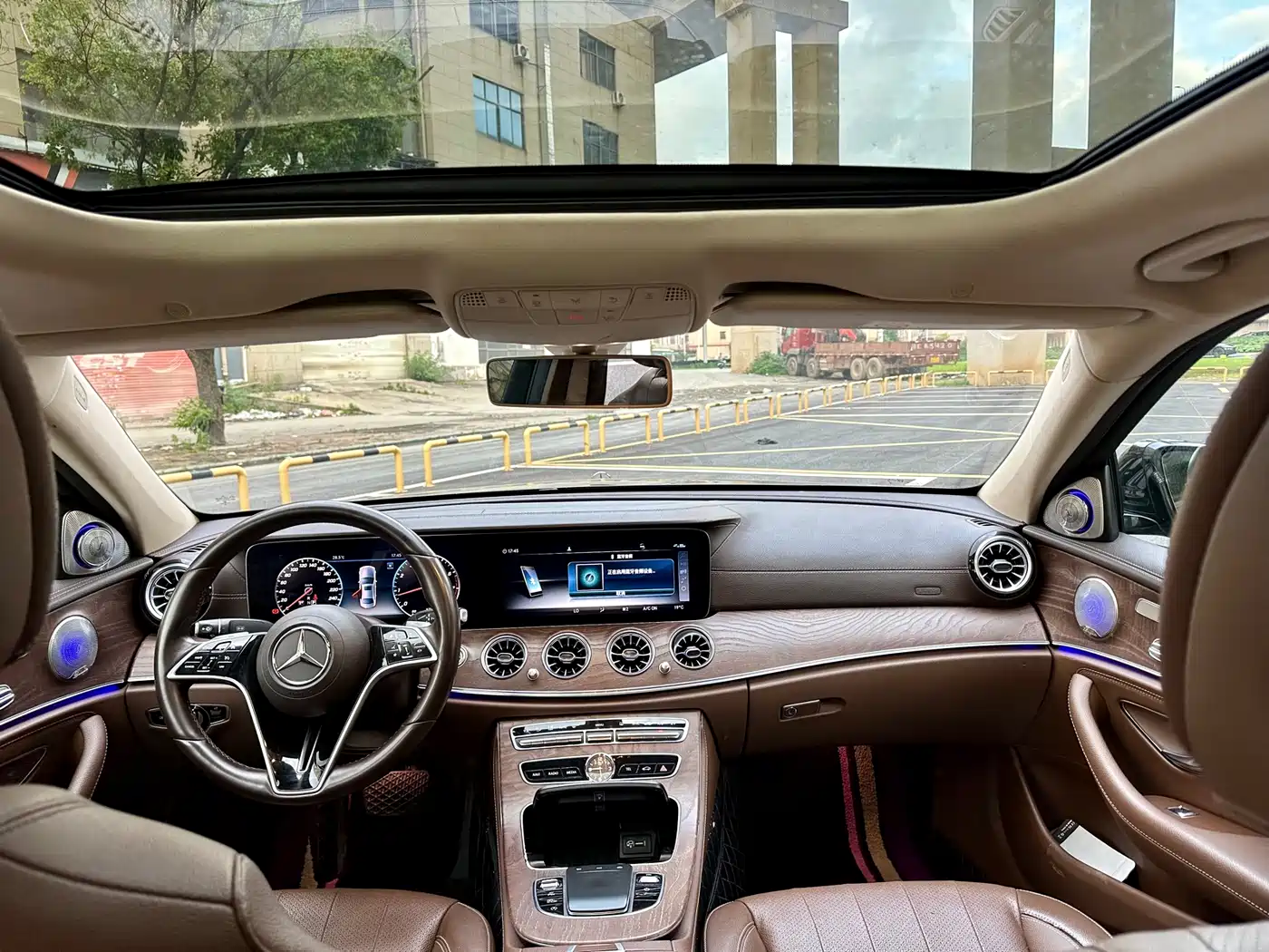 Mercedes-Benz E-Class 2019 E 300 L Sport Luxury фото 8