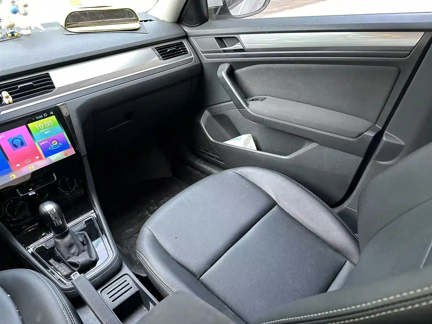 Volkswagen Bora 2019 1.5L Auto Fashion Model фото 3