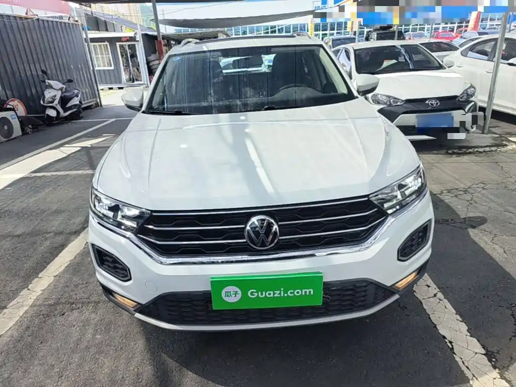 Фото 3 - Volkswagen T-ROC