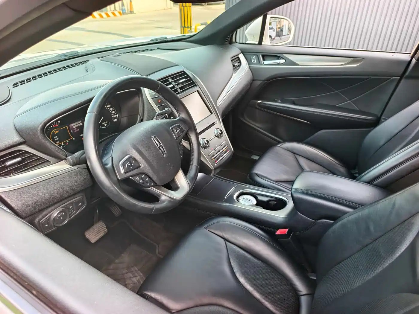 Lincoln MKC 2016 2014 2.0T 2WD Premium Edition