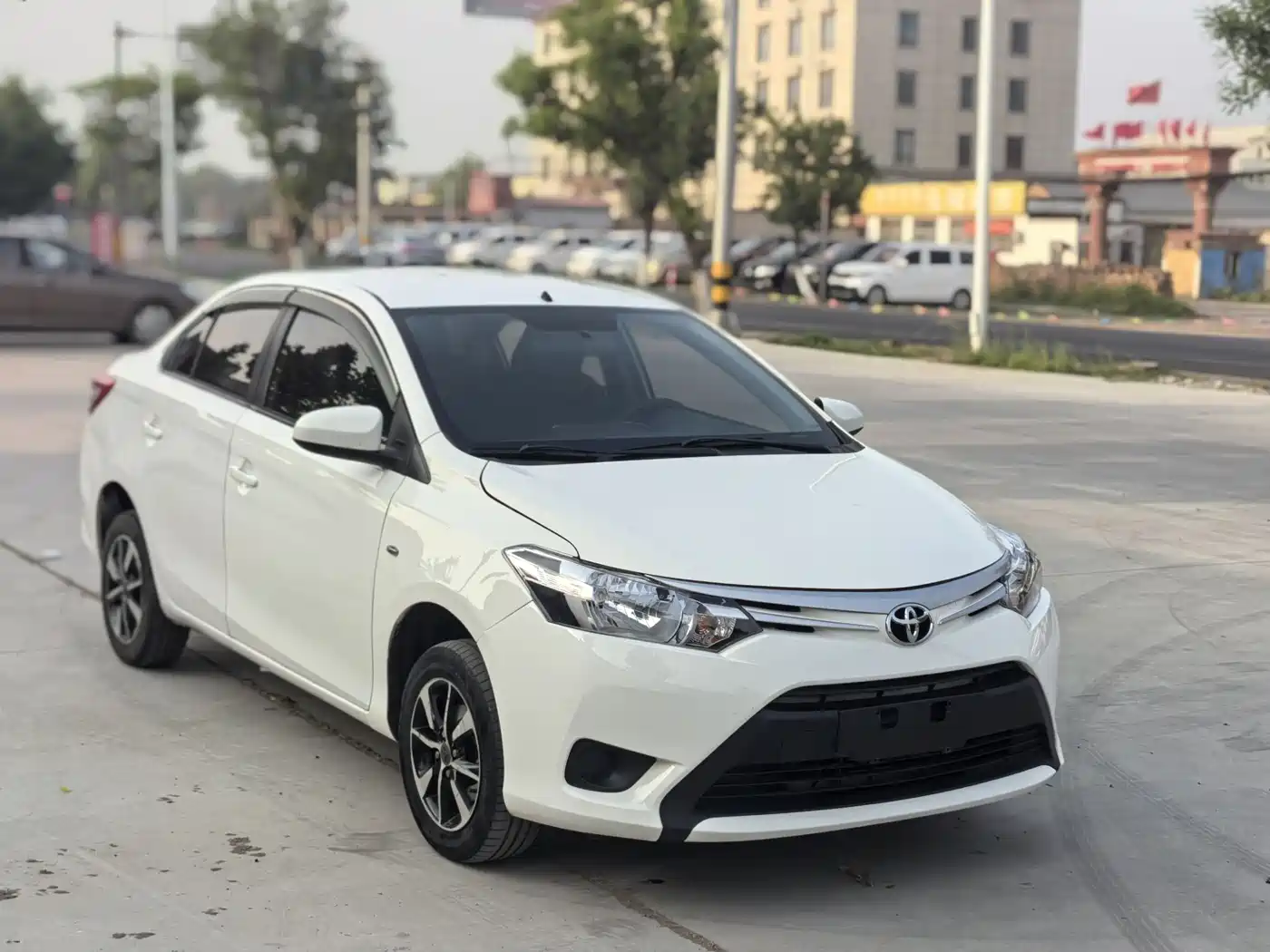 Toyota Vios 2014 1.3L Manual Stylish Edition фото 3